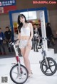 Beautiful Hong Ji Yeon at the 2017 Seoul Motor Show (146 pictures) P125 No.08d0c8